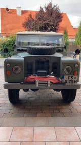 Land Rover Serie II - Land Rover Serie II mit Benzin-Antrieb