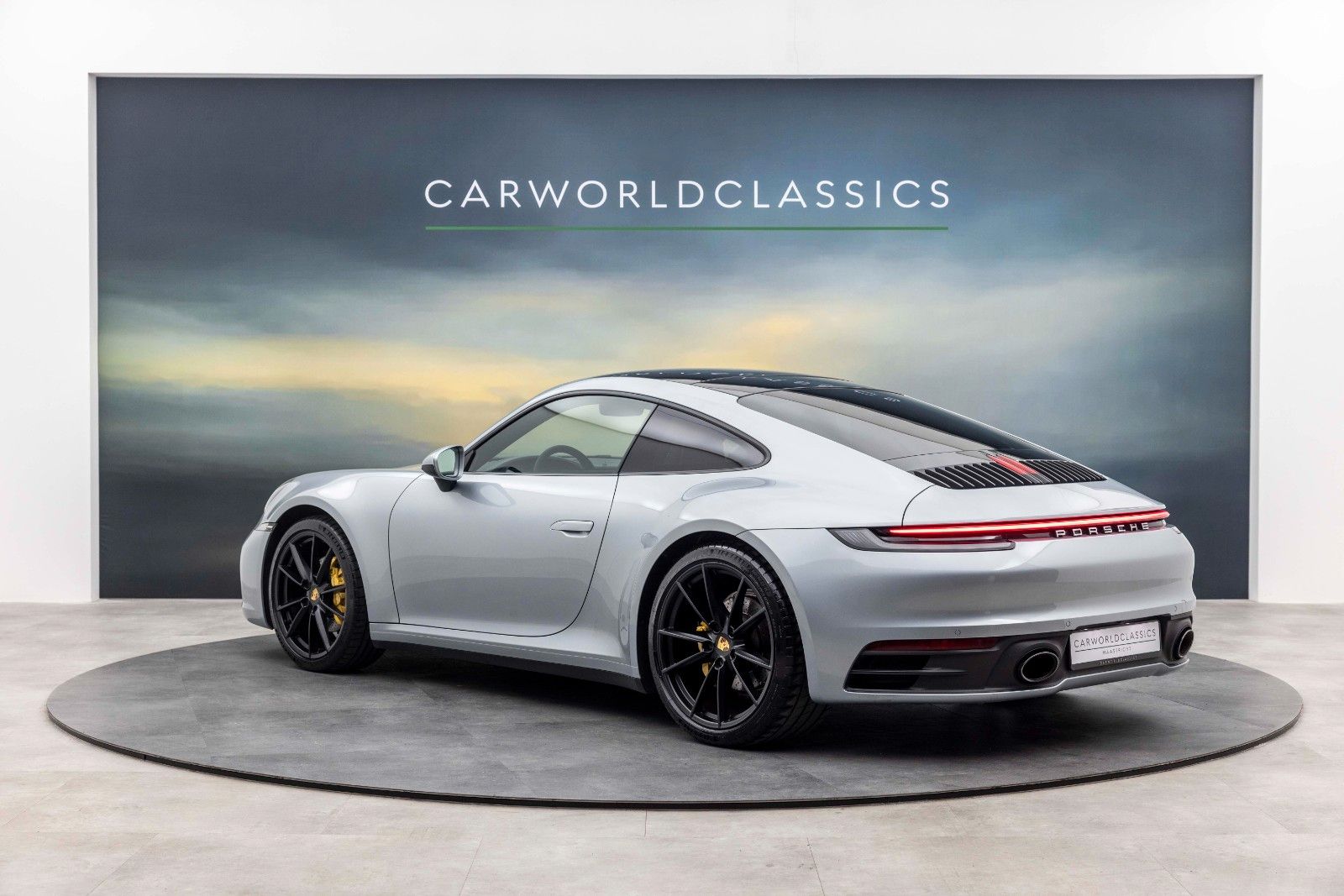 Porsche 911-992 CARRERA COUPE PDK | ABGAS | BOSE imagem 2