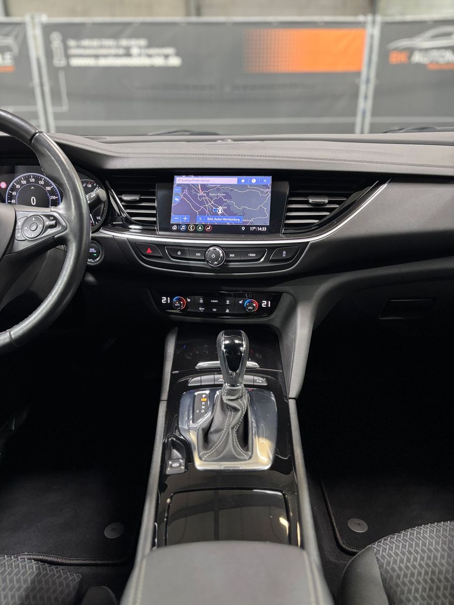 Fahrzeugabbildung Opel Insignia Elegance#LED#Spur#Ambiente#Kamera#AHK#K
