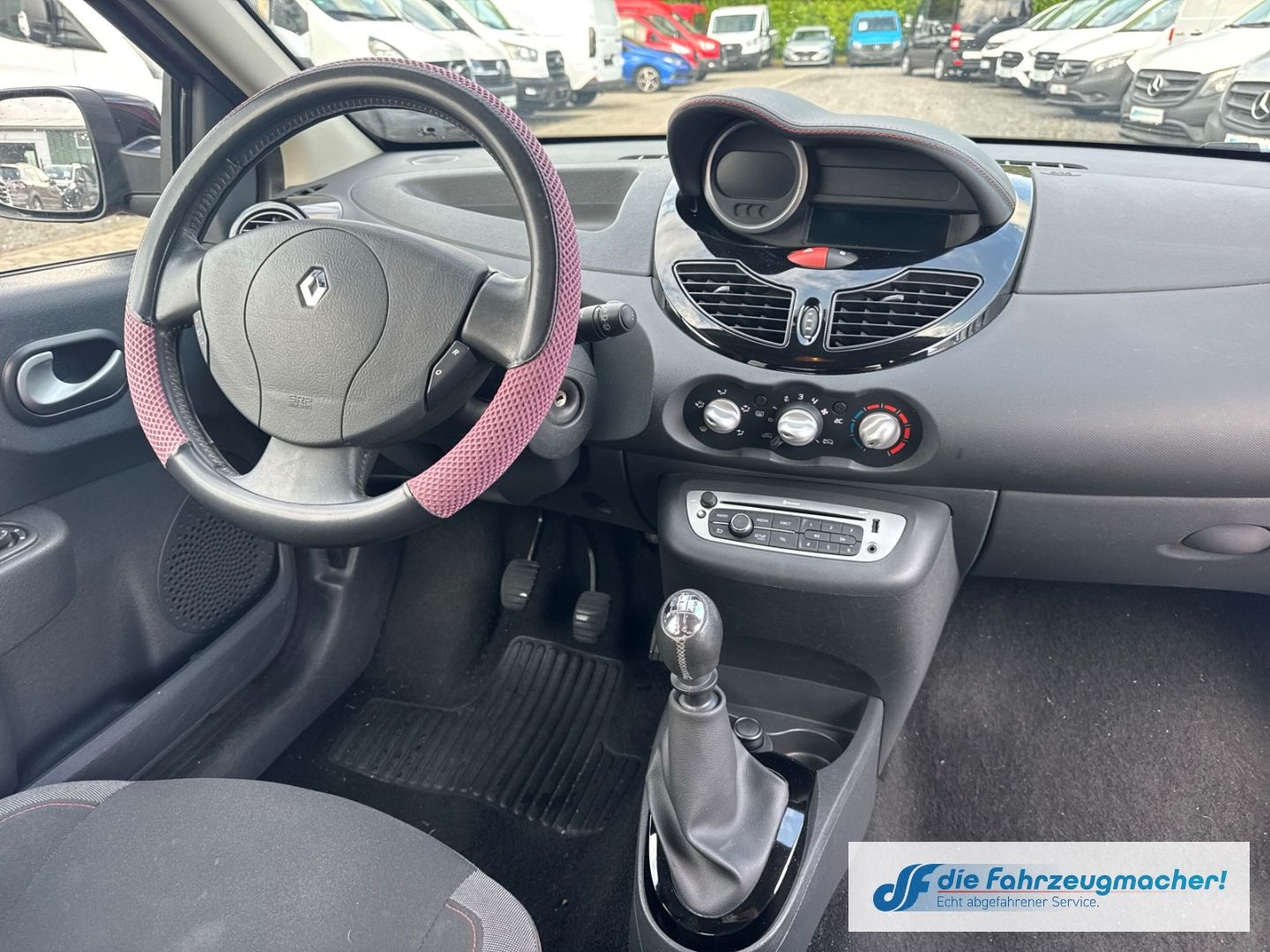 Fahrzeugabbildung Renault Twingo Dynamique 1.2 16V Temp Tel.-Vorb. GA Spee