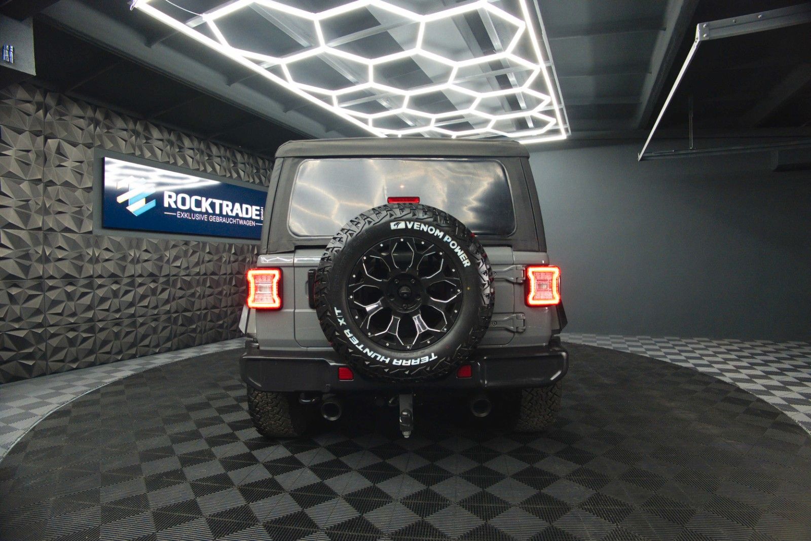 Fahrzeugabbildung Jeep Wrangler 3.6 V6 UNLIMITED SAHARA OFFROAD 4x4 LED