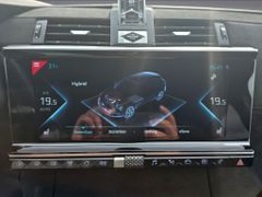Fahrzeugabbildung DS Automobiles DS 7 1.6 E-Tense 225 EAT8 Performance Line + SHZ