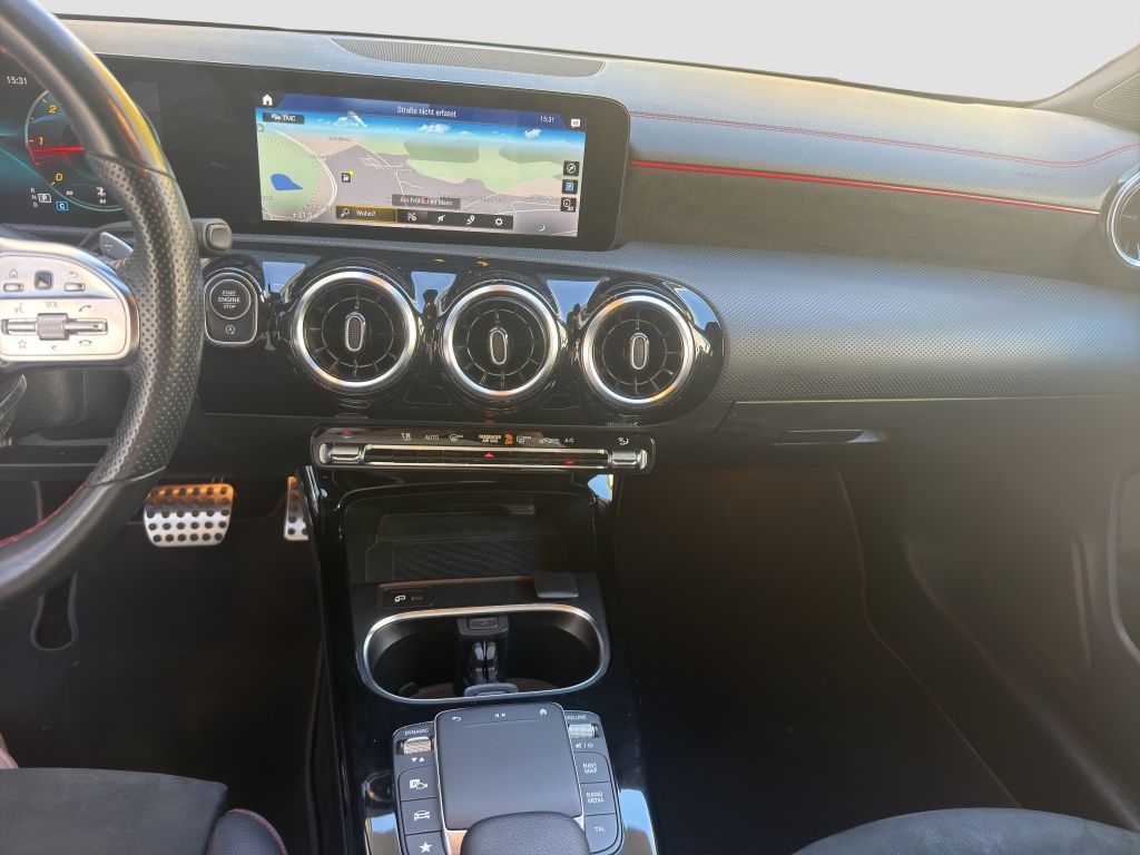Fahrzeugabbildung Mercedes-Benz CLA 200 d Shooting Brake *AMG*LED*NIGHT*KAMERA