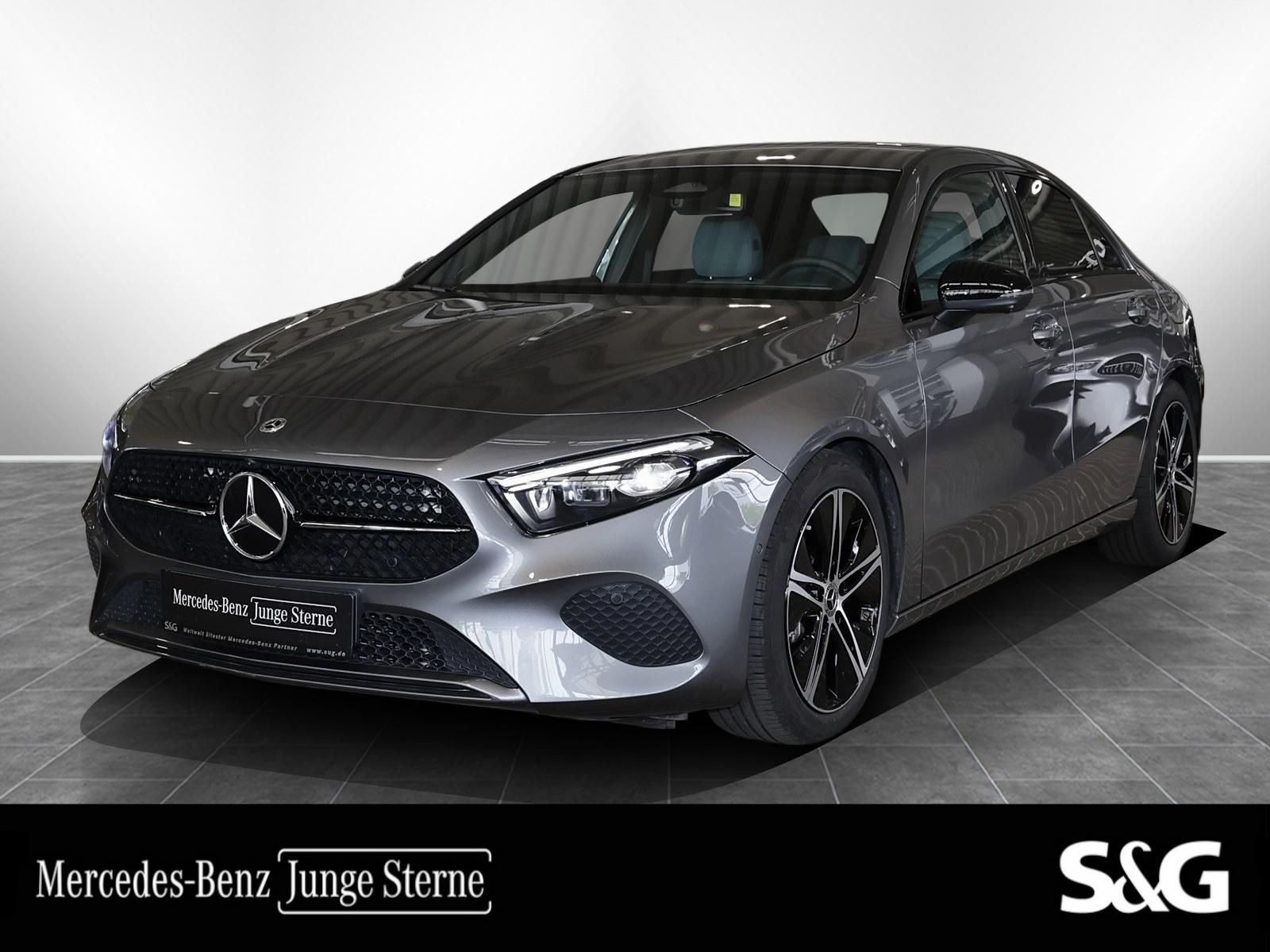 MERCEDES-BENZ A 200 Lim NIGHT+TOTWINKEL+360°+MULTIBEAM+18"