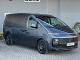 Hyundai Staria 2.2 CRDI Signature 4WD*Leder*7-Sitze*LED - Hyundai Kleinbus 7-Sitzer