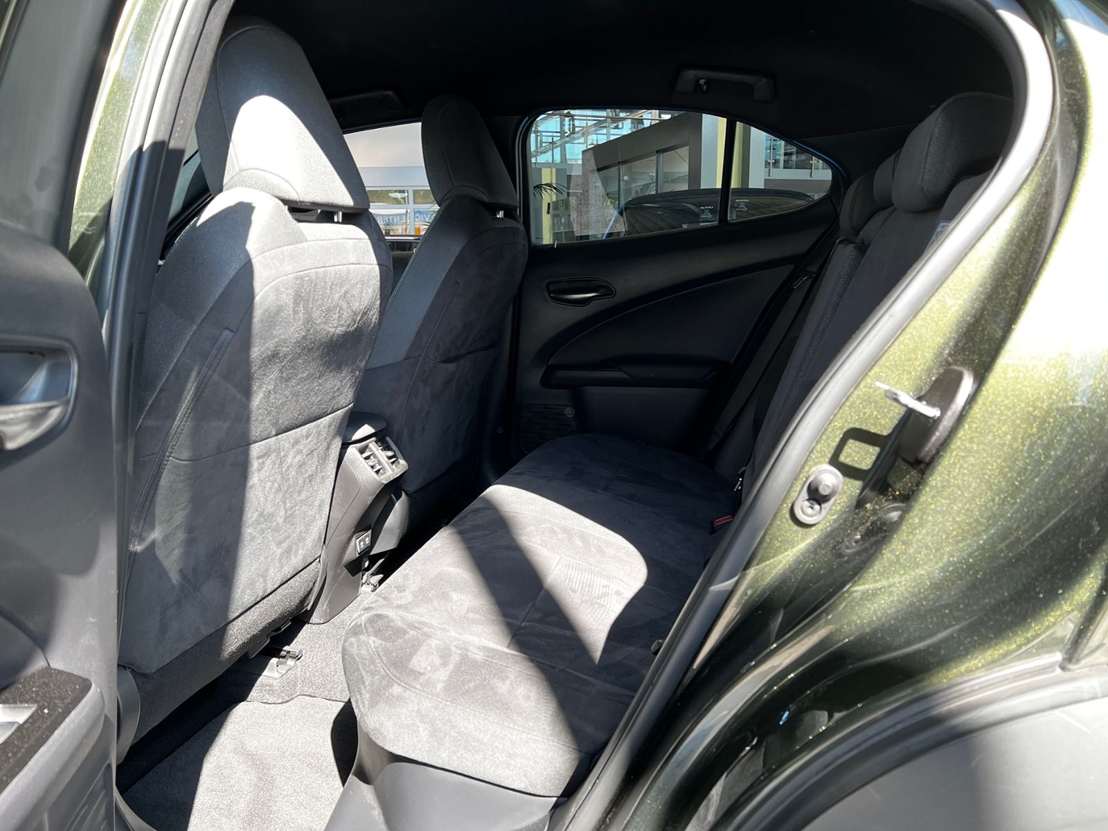 Fahrzeugabbildung Lexus UX 250 h Style Edition AHK RFK Full Link LED
