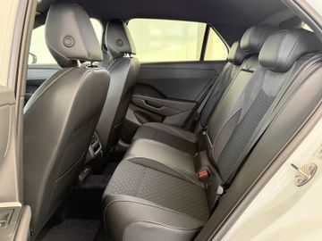 Volkswagen T-Roc 1.5 eTSI R-LINE NEUES MODELL AHK SOFORT