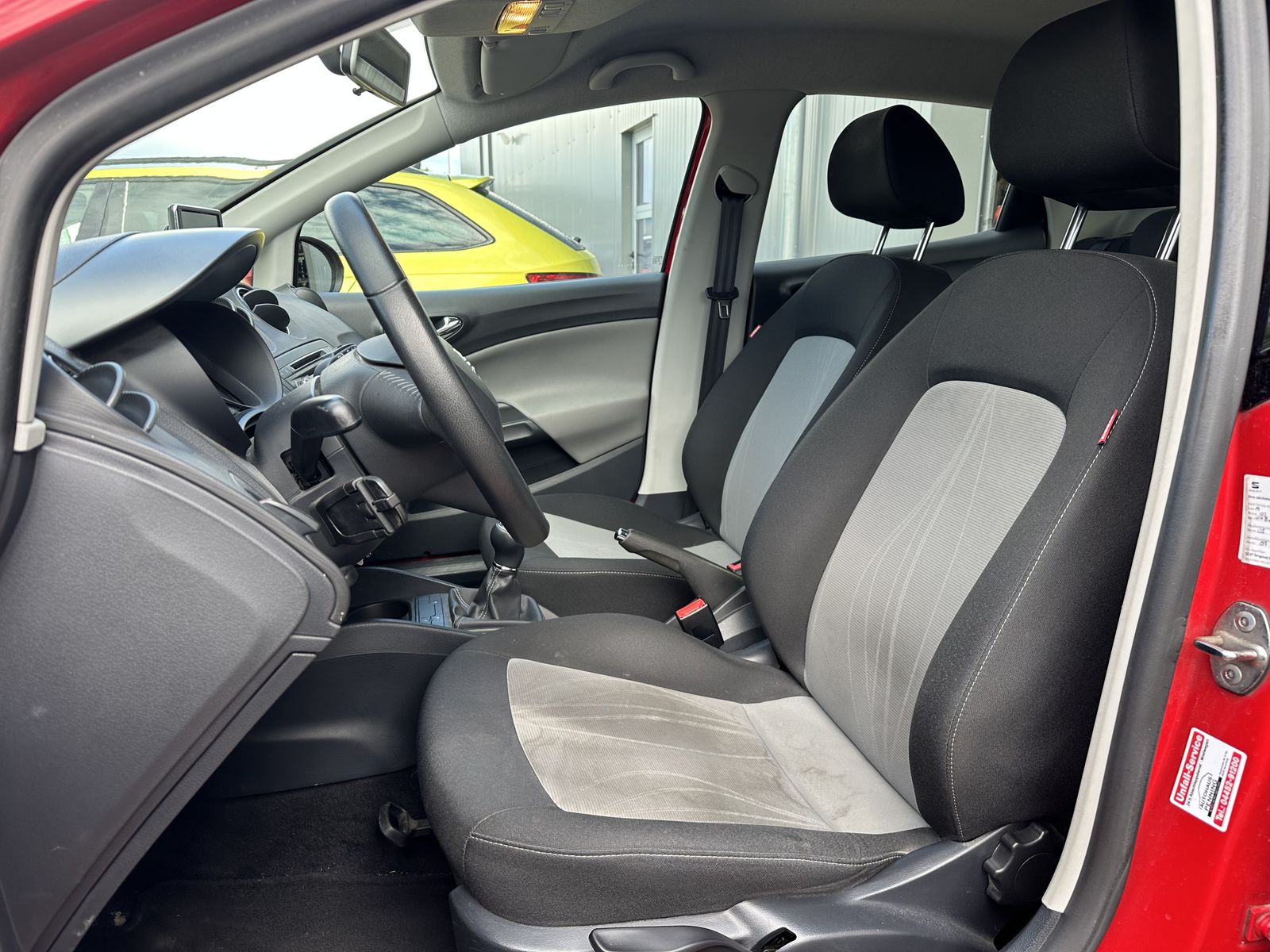 Fahrzeugabbildung SEAT Ibiza 1.4 Style Salsa NAV+SHZ+CLIMATRONIC+2Hd
