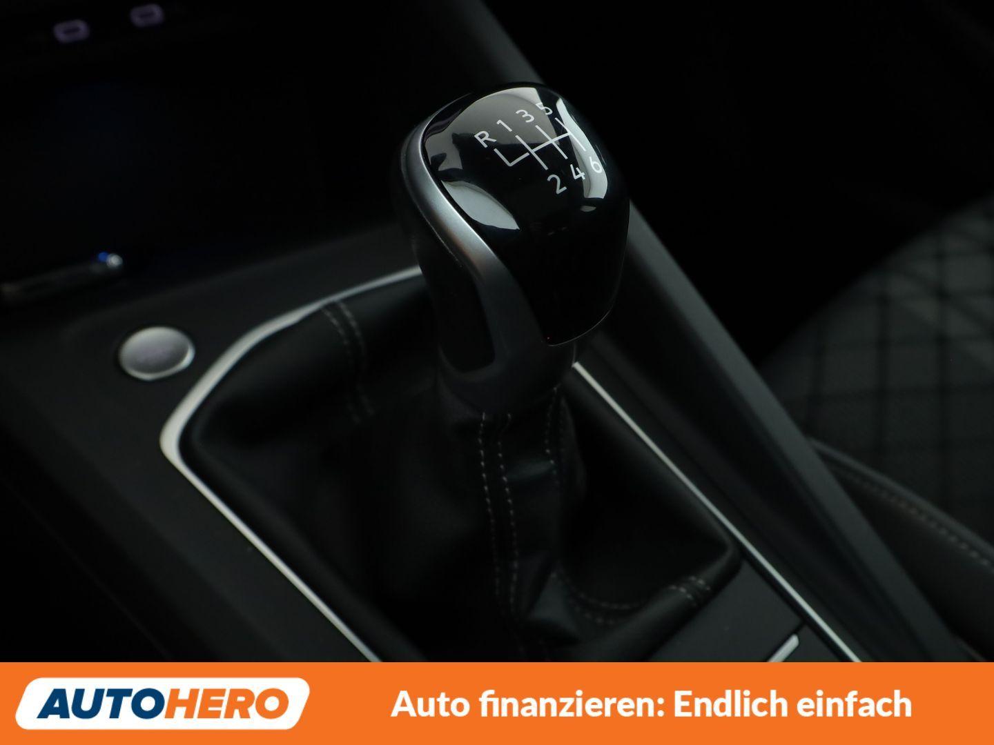 Volkswagen Golf VIII 1.5 TSI ACT R-Line*NAVI*ACC*LED*SHZ*, миниатюра 25