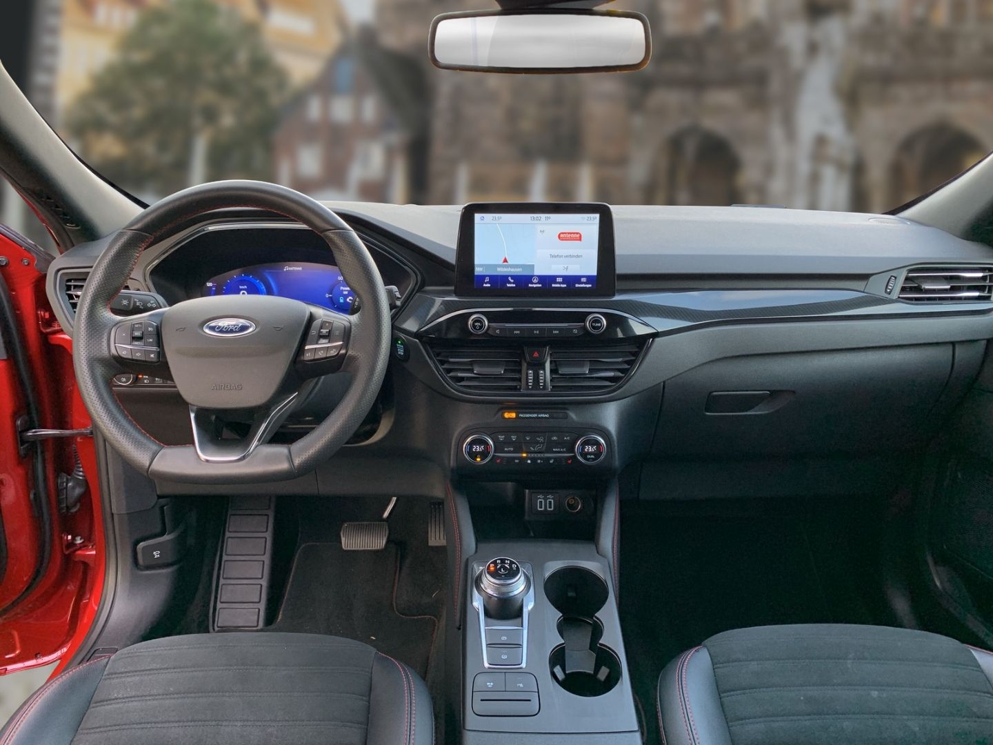 Fahrzeugabbildung Ford Kuga Hybrid ST-Line X 2.5 Duratec FHEV, Ganzjahr