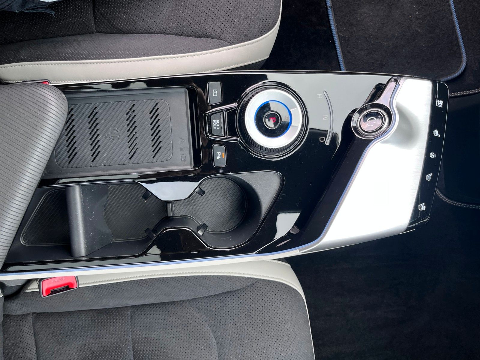 Fahrzeugabbildung Kia EV6 GT-Line 4WD 325PS 360' Kamera Pano uvm.