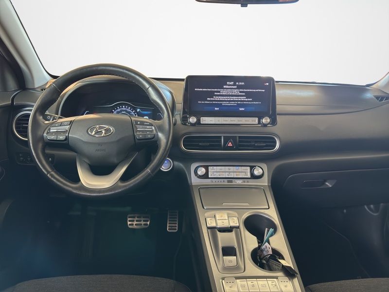 Fahrzeugabbildung Hyundai KONA EV Advantage ACC AUT Kam. KlimaA LM Navi
