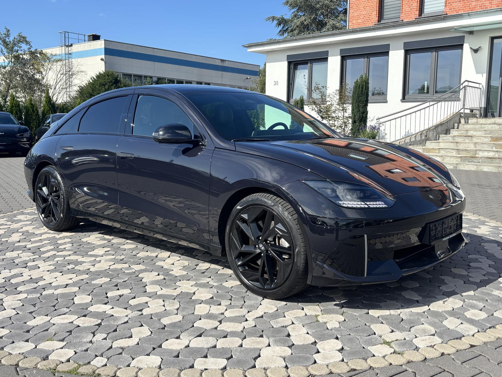 Hyundai Ioniq 6 First Edition 4WD 325 ch • 12 600 km • Batterie 98,5 % • Bose • Pano • 360°