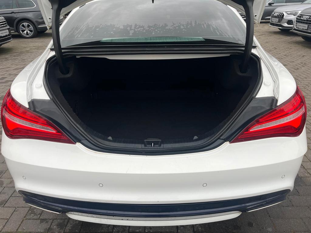 Mercedes-Benz CLA 180