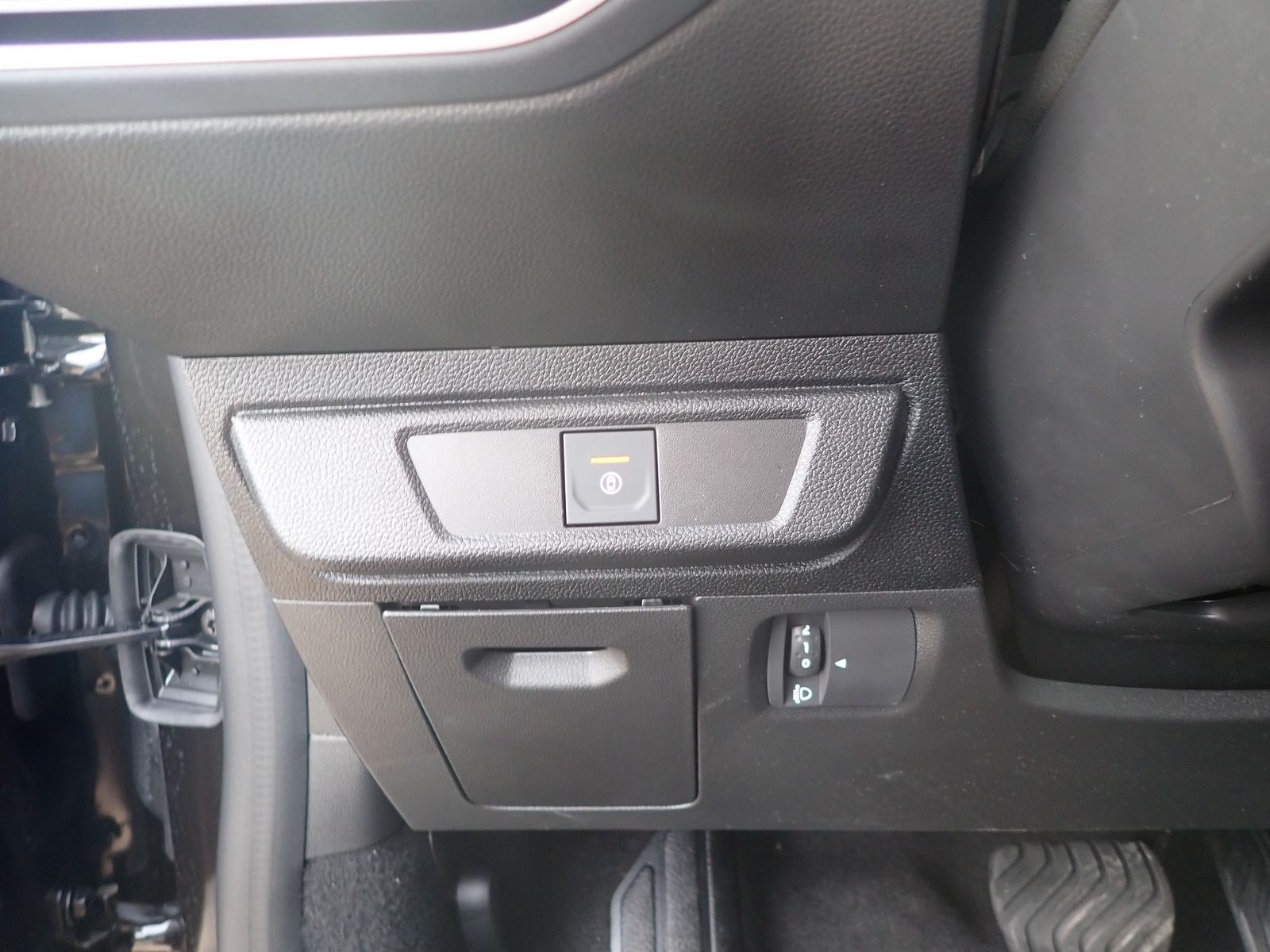 Fahrzeugabbildung Dacia Sandero Stepway Expression TCe 90 CVT