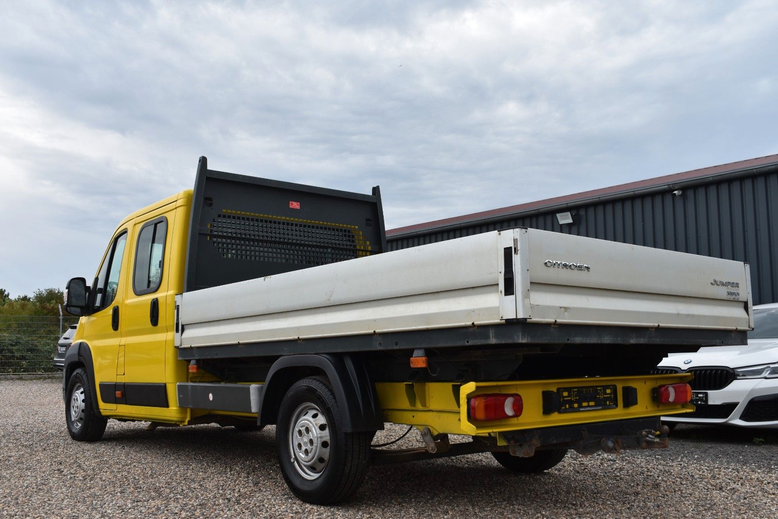Fahrzeugabbildung Citroën Jumper Pritsche Doka. 35 L4 Heavy Plus Solution