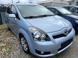 Toyota Corolla Verso 2.2-l-D-CAT Sol.7 Size.1 Hand - Toyota Corolla Verso mit Diesel-Antrieb: Partikelfilter