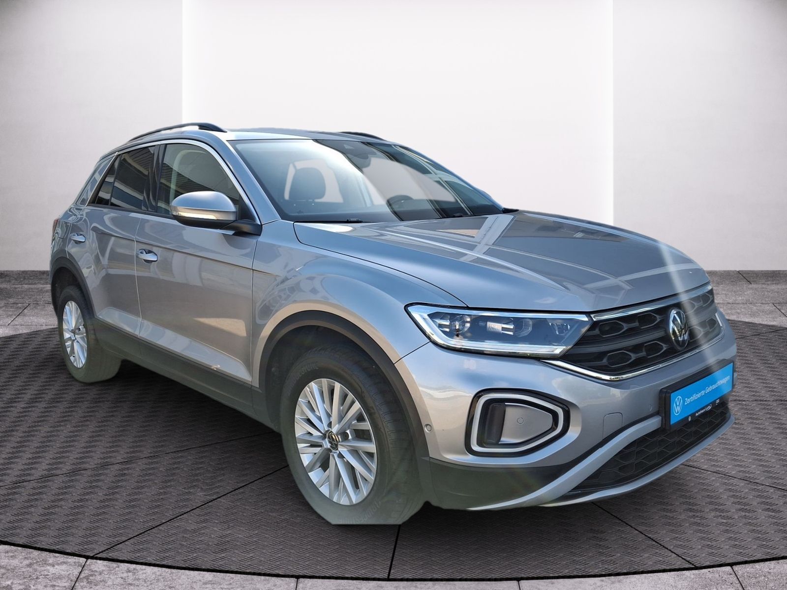 Volkswagen T-Roc Life 2.0 TDI DSG LED AHK Kamera foto 3