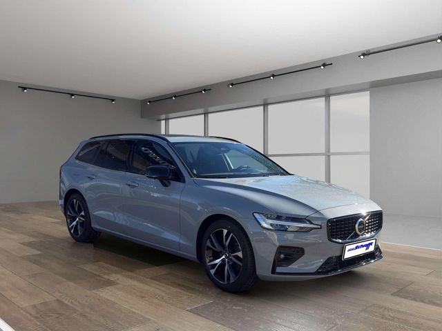Volvo V60 Plus Dark