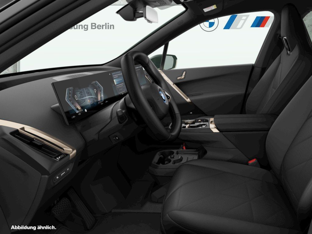 BMW iX — fotografia 3