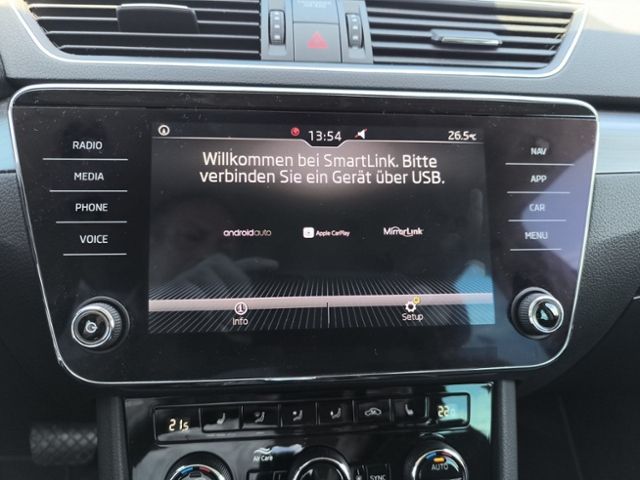 Fahrzeugabbildung SKODA Superb Combi 1.5 TSI ACT DSG Style ACC BI-XENON