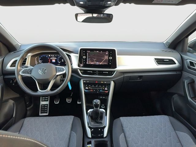 T-Roc MOVE 1.0 TSI NAVI MATRIX APP-CON REAR VIEW