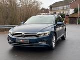 Volkswagen Passat Variant Business 2.0TDI DSG/MATRIXLED/AHK - Volkswagen Passat: TDI Dsg