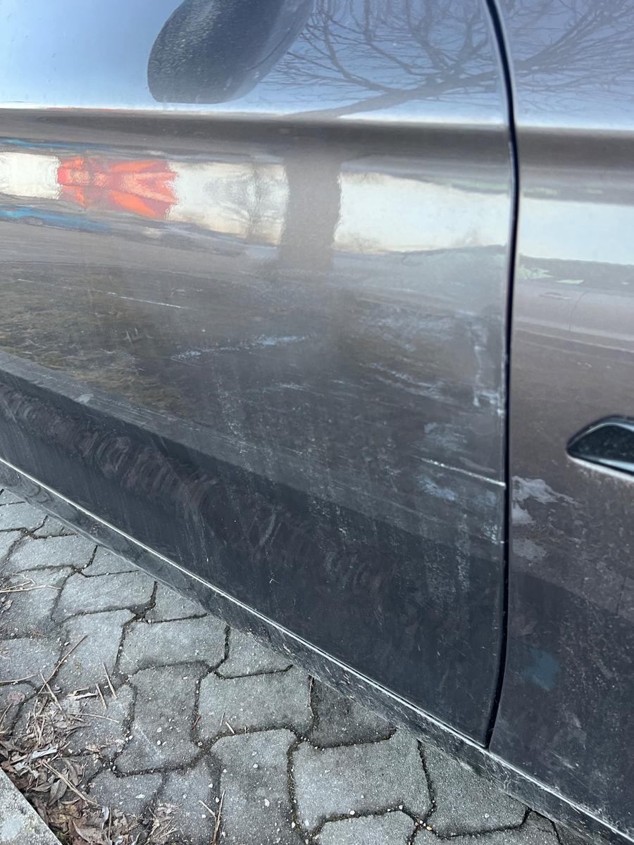 BMW 530d xDrive 07/28 TÜV *AHK* *NAVI*