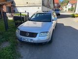 Volkswagen Passat 2.5 V6 TDI //Frontscheibenheizung - Volkswagen Passat aus 2004: Kombi