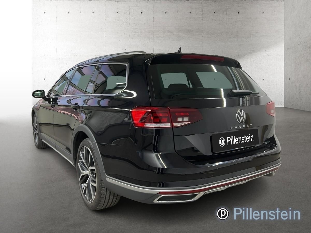 Volkswagen Passat Alltrack - Bild 3