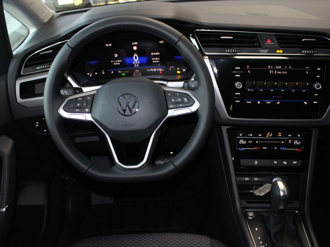 Fahrzeugabbildung Volkswagen Touran 1.5 TSI ACT ACC/AHK/CAM/7S.