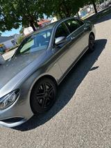 Mercedes-Benz E 400 d 4MATIC Autom. -Scheckheft*1.Hand - gebrauchte Mercedes-Benz E 400 aus dem Jahr 2020