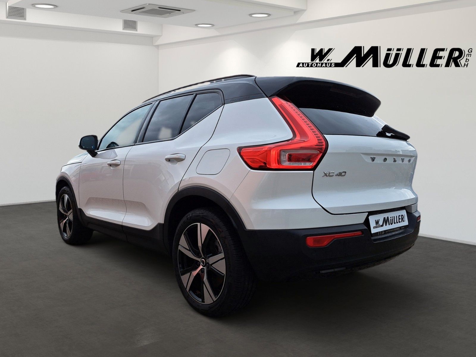 Fahrzeugabbildung Volvo XC40 R   Electric Allrad