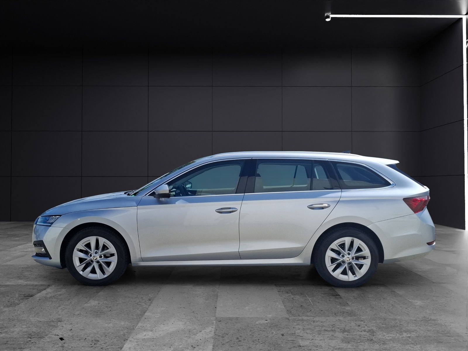 Fahrzeugabbildung SKODA Octavia Combi TDI Style DSG LED Navi HUD PDC SH