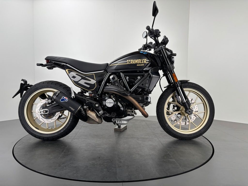 Fahrzeugabbildung Ducati SCRAMBLER FULL THROTTLE *NEUWERTIG *1. HAND