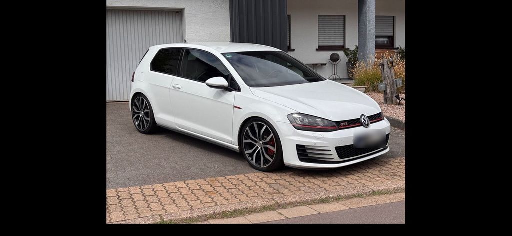 Image of Volkswagen Golf