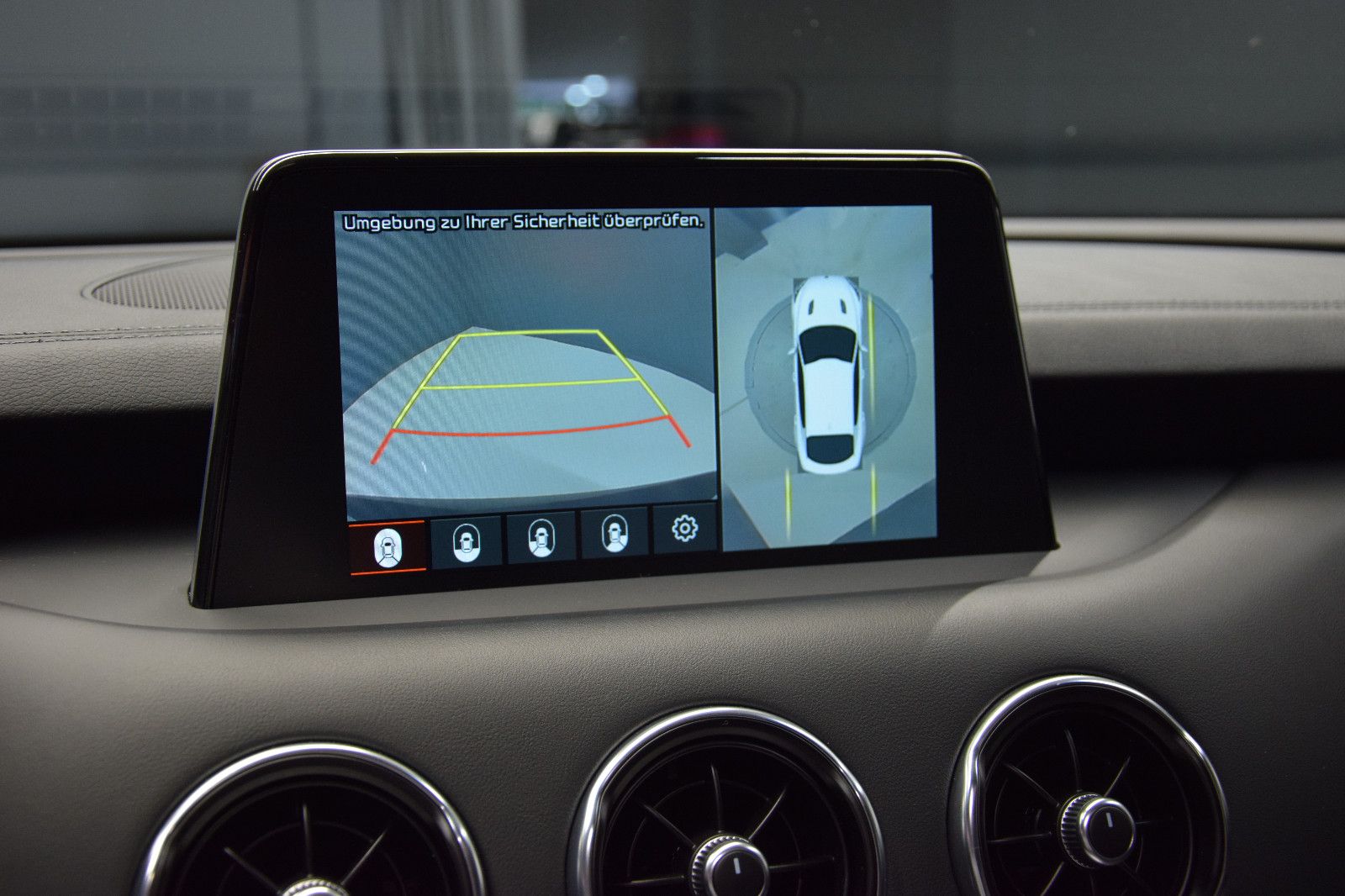 Fahrzeugabbildung Kia Stinger GT 4WD Pano HuD Sitzlüft. H/K Memory LED