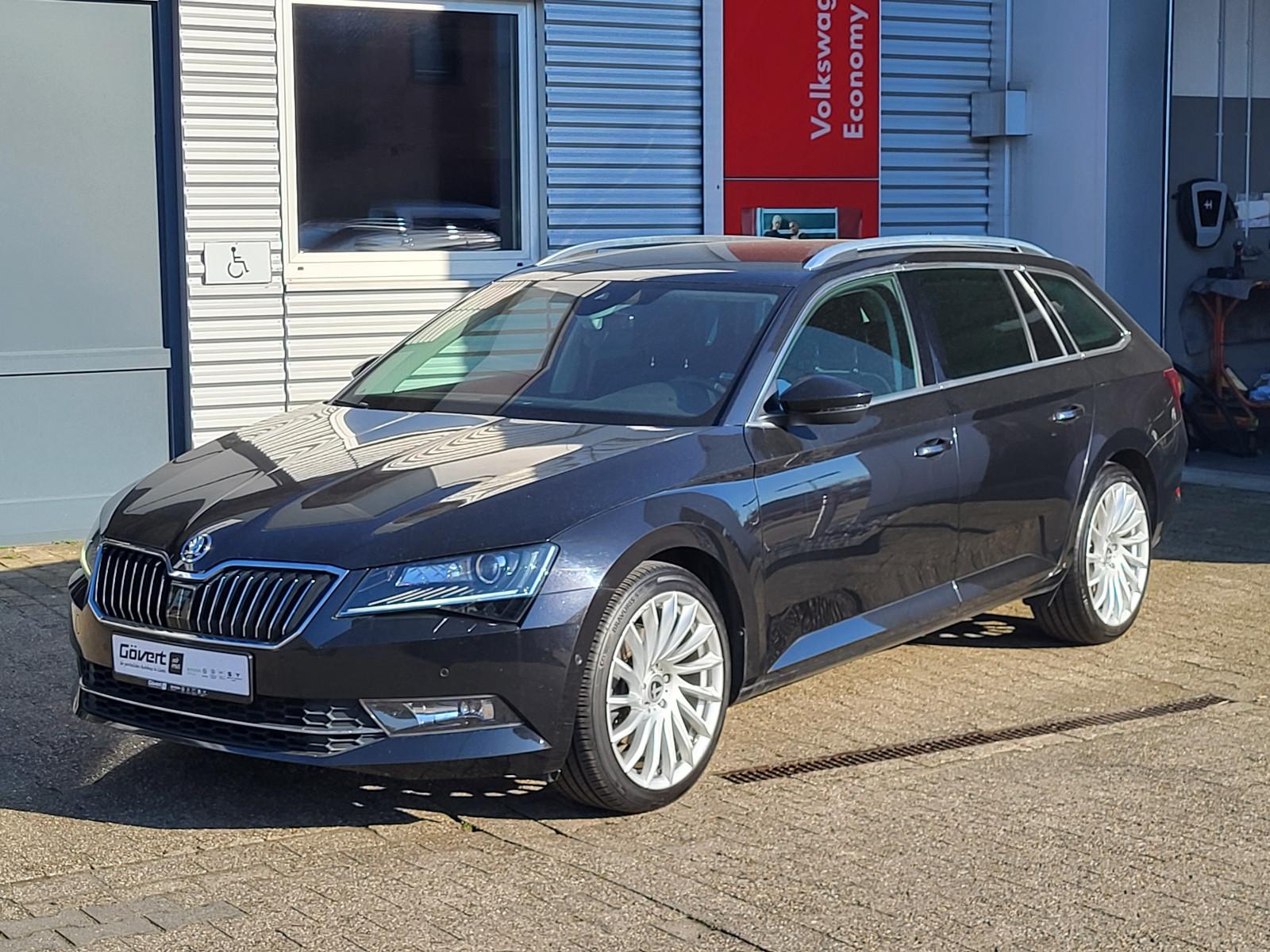 Skoda Superb Combi 1.5 TSI DSG Style Kamera Navi Xenon