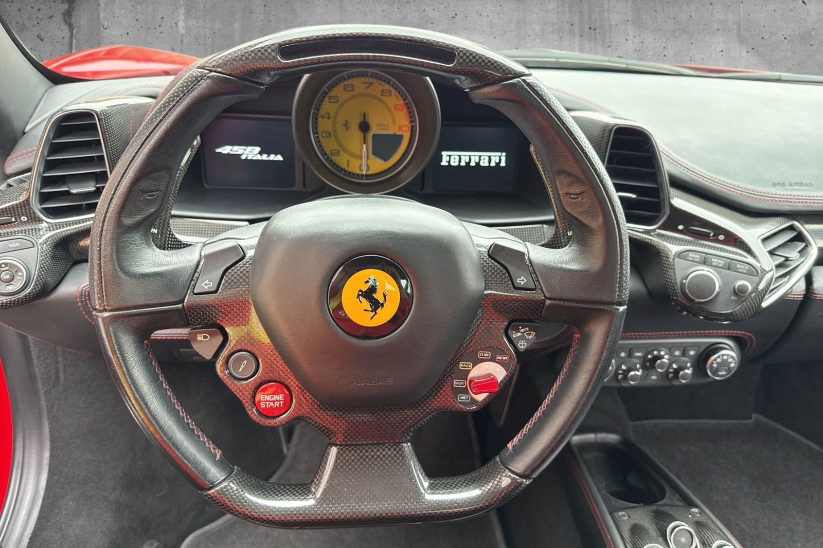 Fahrzeugabbildung Ferrari 458 Italia*ChallengeGrill*VollCarbon*LED Lenkrad