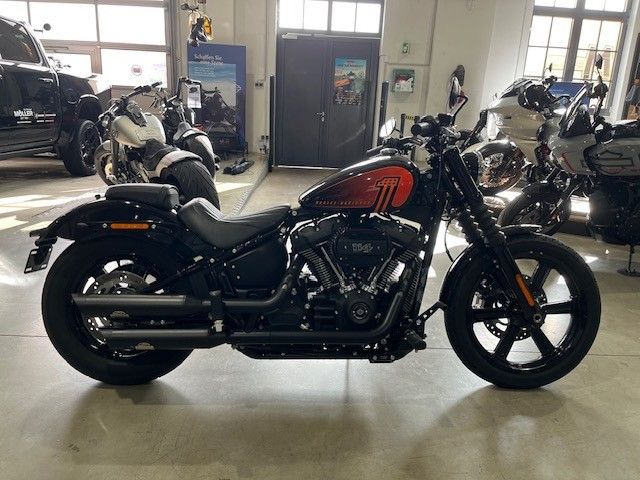 Harley-Davidson FXBBS Street Bob 114 cui Umbau mit Jekill
