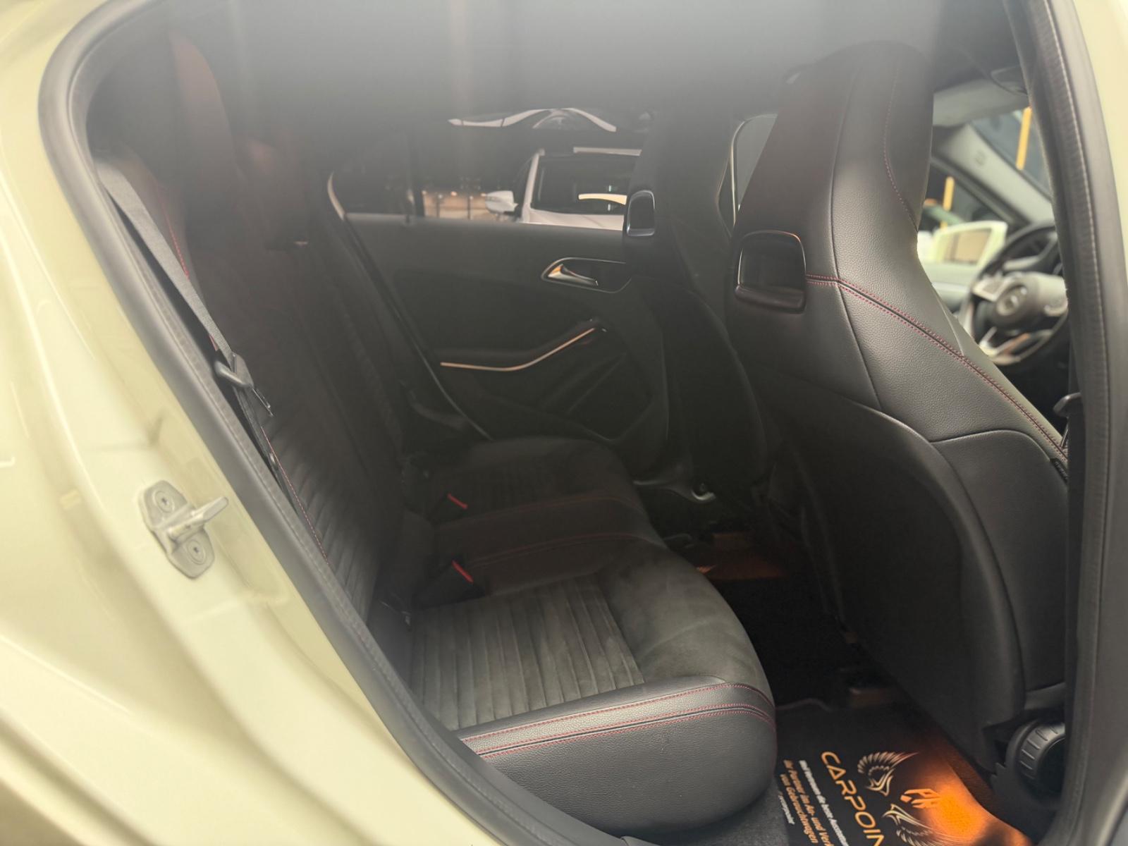 Mercedes-Benz A 180 BlueEfficiency/AMG-Line/Cam/LED