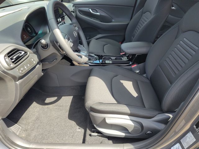Hyundai i30 1.0 T-GDI AT   Advantage Kombi