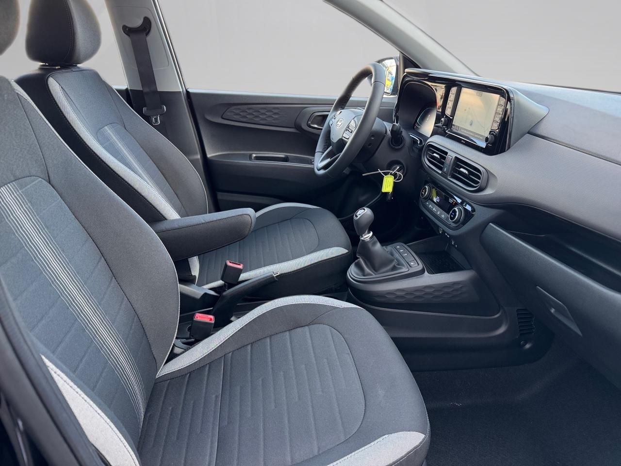 Fahrzeugabbildung Hyundai i10 Trend, Komfortpaket Navi*8ZollTouch*Carplay