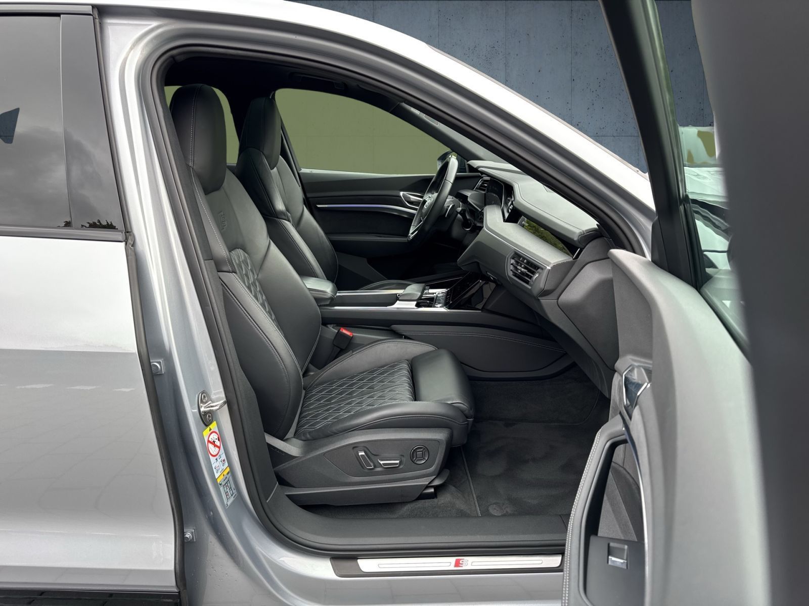 Audi e-tron - Bild 16