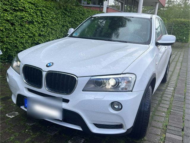 BMW X3 2.0d Navi Voll Leder Xenon LED gepf...