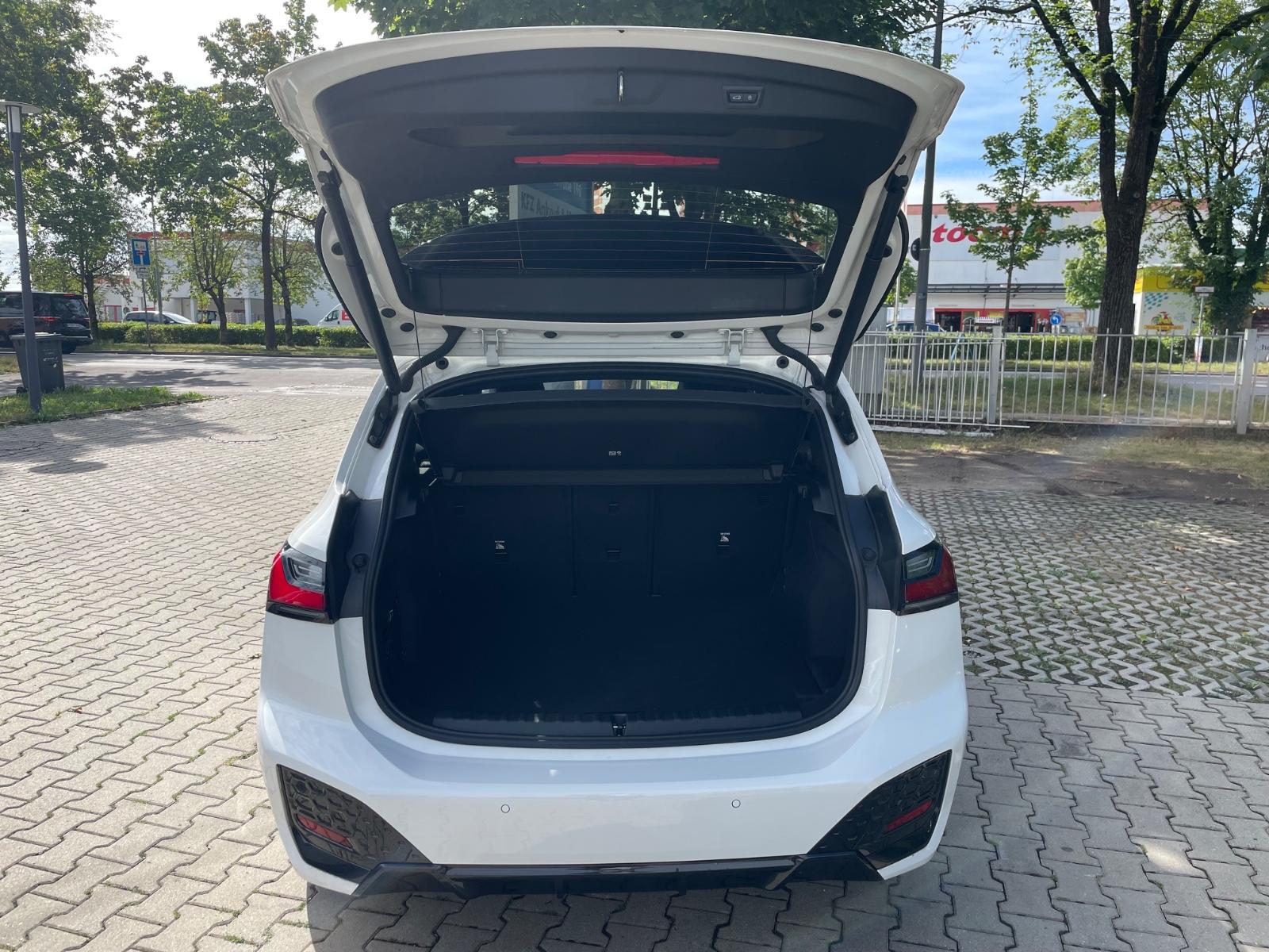 BMW 218 Active Tourer 218 Active T Luxury*M Sport*Panorama*360°*HeadUp, миниатюра 5
