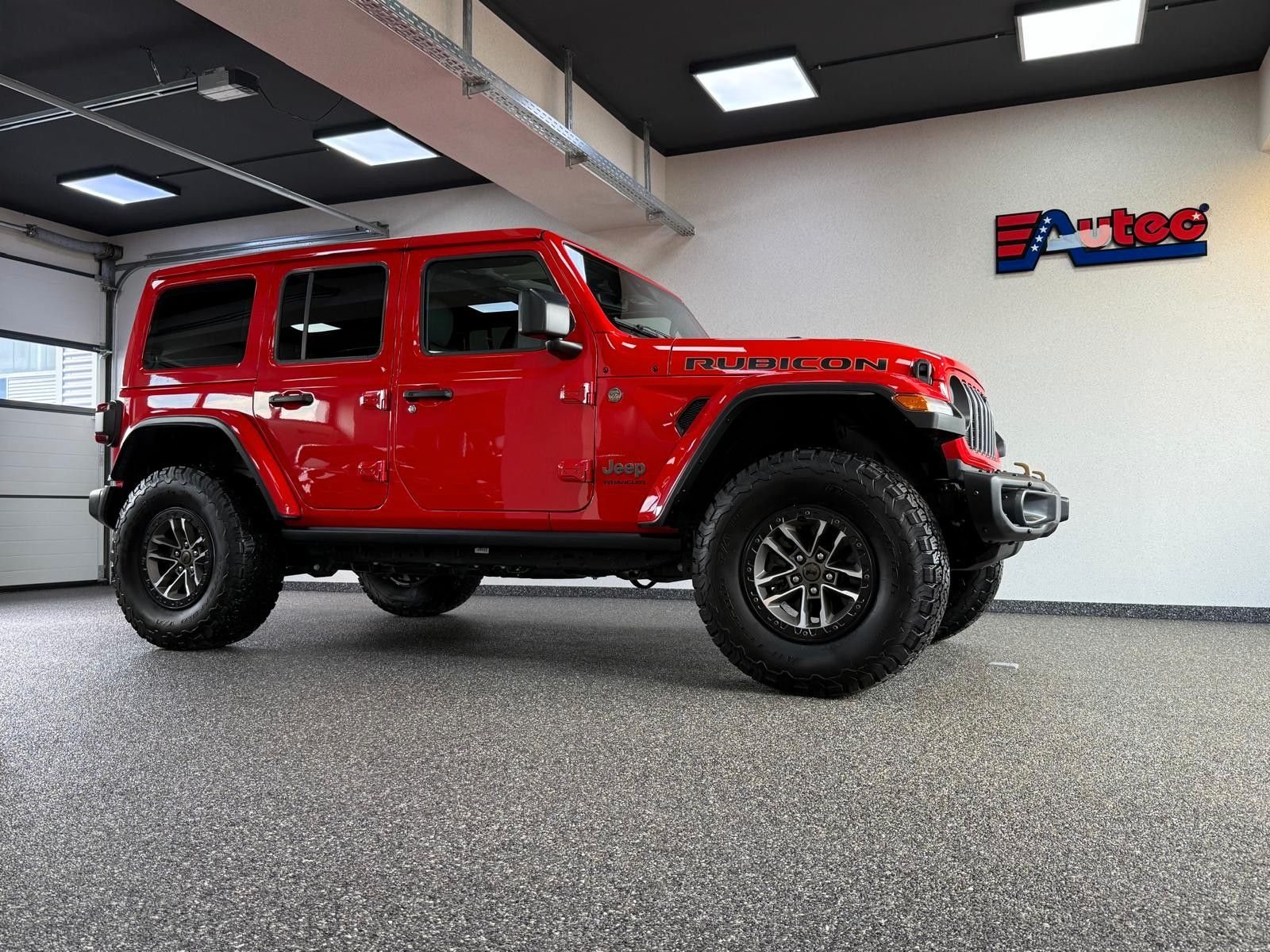 Fahrzeugabbildung Jeep RUBICON 392-6.4L HEMI V8-AHK 3500KG-35"