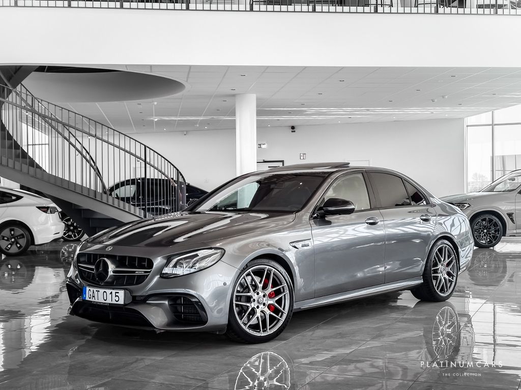 Mercedes-Benz E 63 AMG