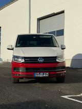 Volkswagen Generation Six 4MOTION  - rote Volkswagen T6 Multivan