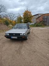 Volkswagen VW Passat 32b - Volkswagen Passat: 32b